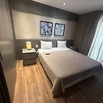 Flat Na Barra Da Tijuca - Premium - Com Cozinha, Microondas, Estacionamento, Balsa Para Praia, Academia, Muito Lindo, Confortavel E Aconchegante