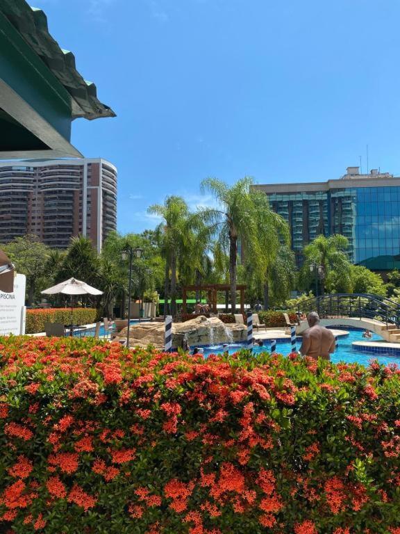 Apartamento Flat Na Barra Da Tijuca - Premium - Com Cozinha, Microondas, Estacionamento, Balsa Praia, Academia, Muito Lindo, Confortavel E Aconchegante Rio de Janeiro