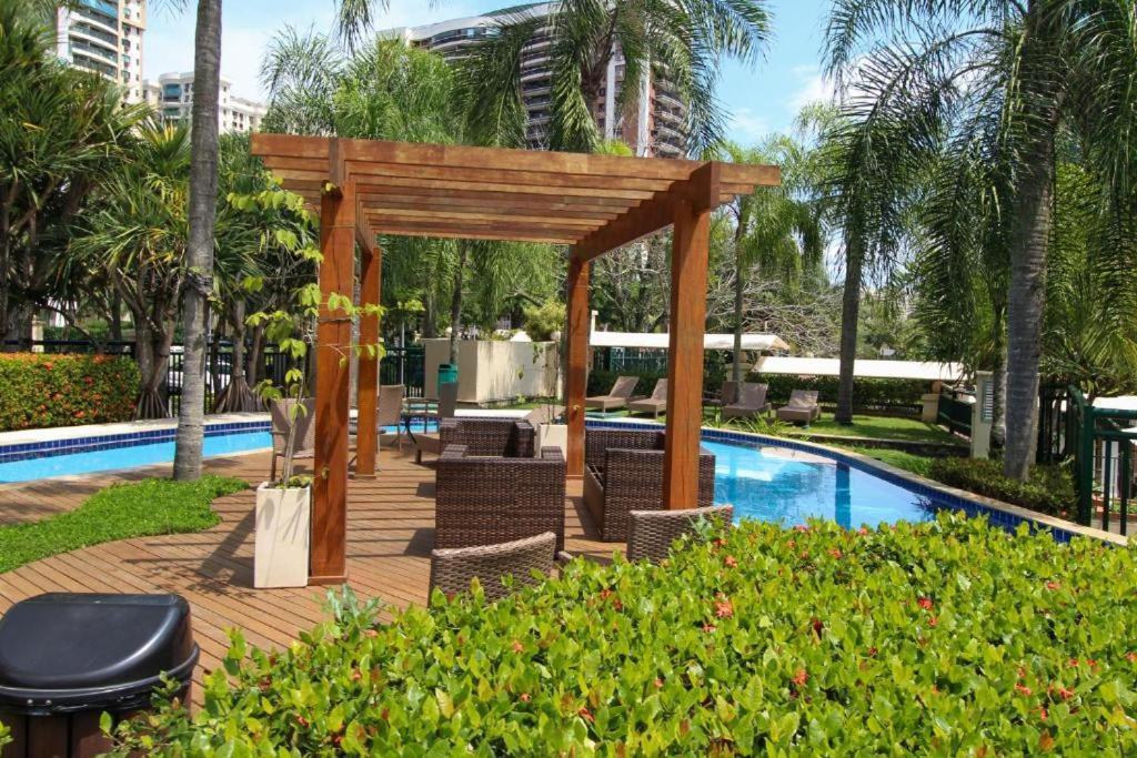 Flat Na Barra Da Tijuca - Premium - Com Cozinha, Microondas, Estacionamento, Balsa Praia, Academia, Muito Lindo, Confortavel E Aconchegante Apartamento *