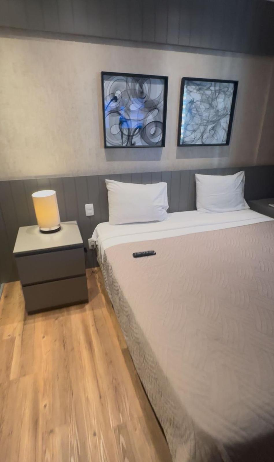 Flat Na Barra Da Tijuca - Premium - Com Cozinha, Microondas, Estacionamento, Balsa Praia, Academia, Muito Lindo, Confortavel E Aconchegante * Rio de Janeiro